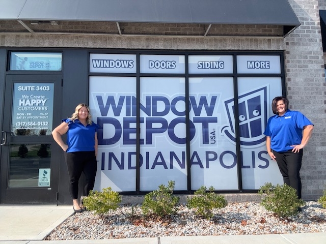 Dottie-and-Abbie Window Depot Indy team photo